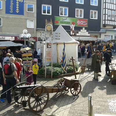 Bild vergrern: Mittelalterlicher Markt in Korbach