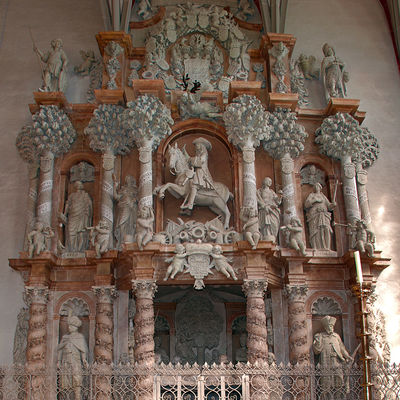 Bild vergrößern: Fürstengrab in der Nikolaikirche